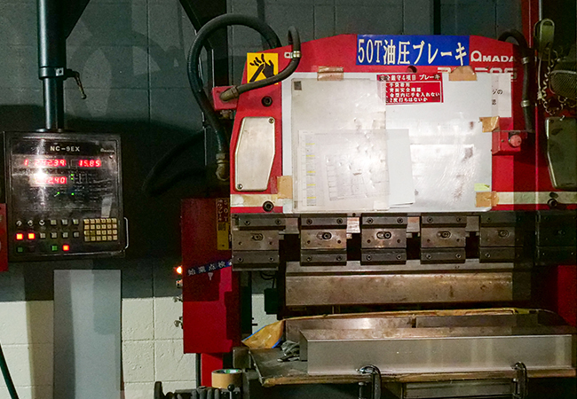 プレスブレーキ